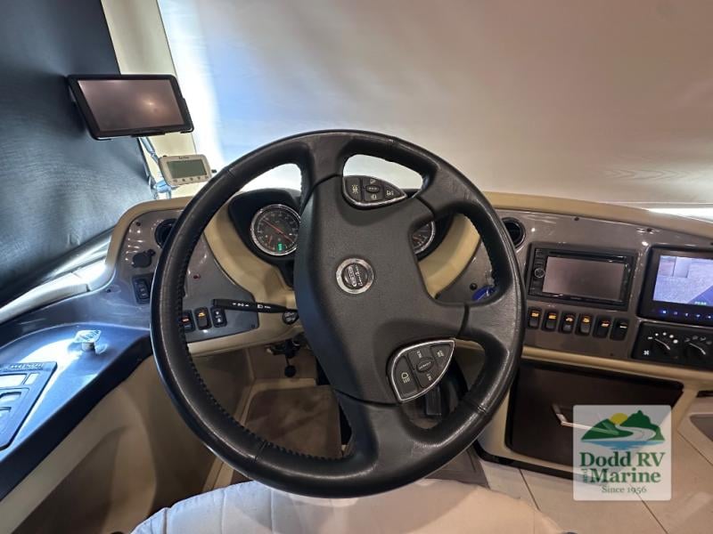 Pre-Owned 2015 Tiffin Motorhomes 40 AH - photo - 60