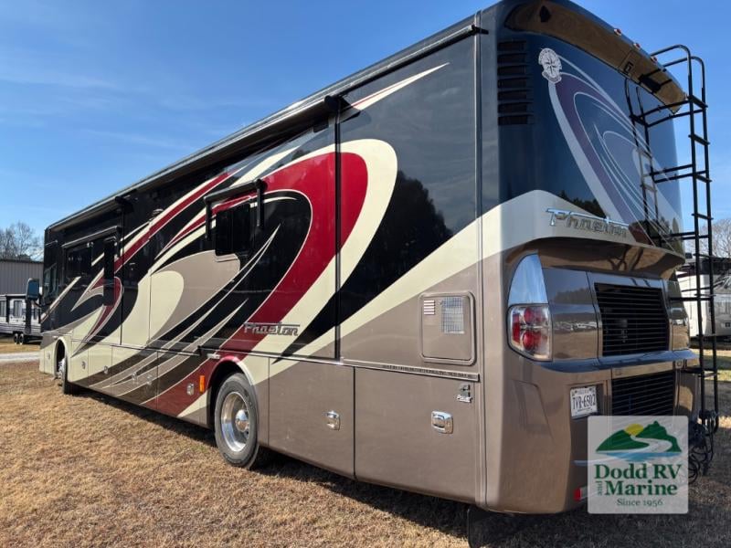 Pre-Owned 2015 Tiffin Motorhomes 40 AH - photo - 2