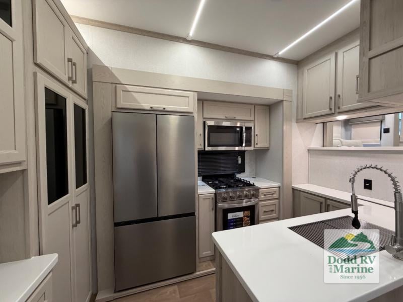 New 2026 Forest River RV 389FLH - photo - 7