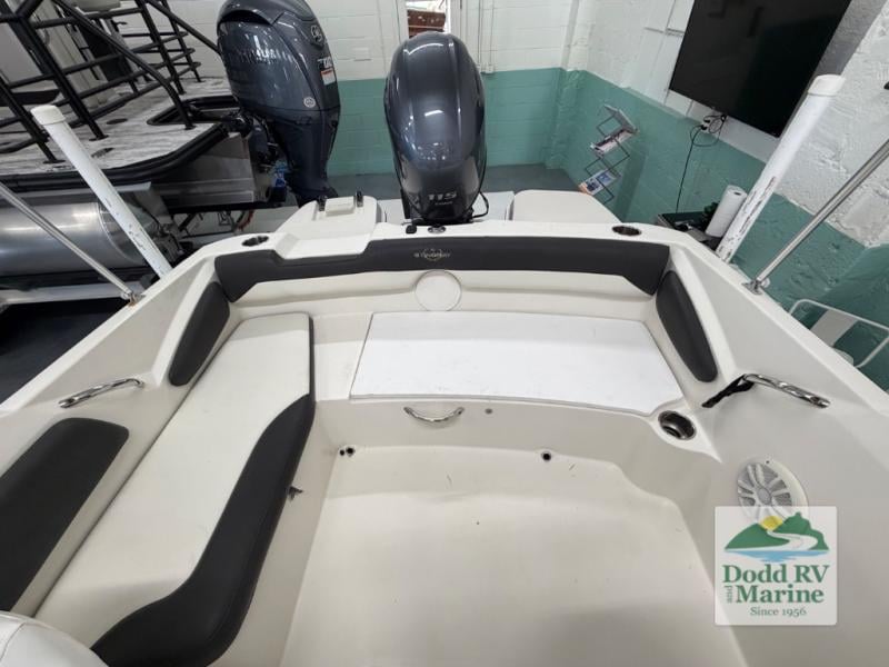 Pre-Owned 2016 Stingray 191DC - photo - 28