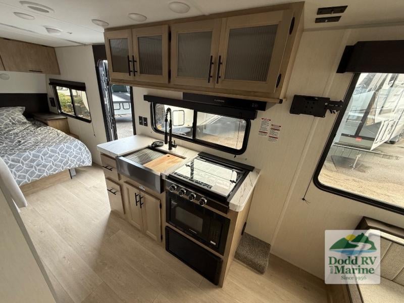 New 2026 Forest River RV 20RDSE - photo - 5