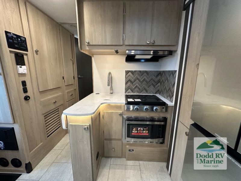 New 2026 Coachmen RV 260DS Ford 450 - photo - 8