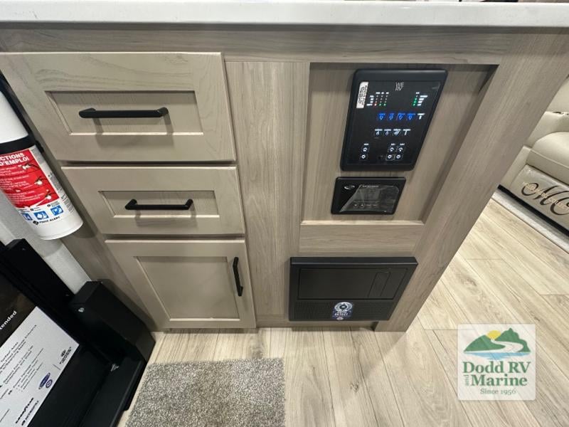 New 2026 Forest River RV 2522FB - photo - 24